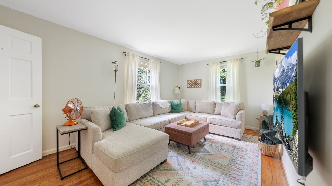 Photo of Livingroom in Pine Plains