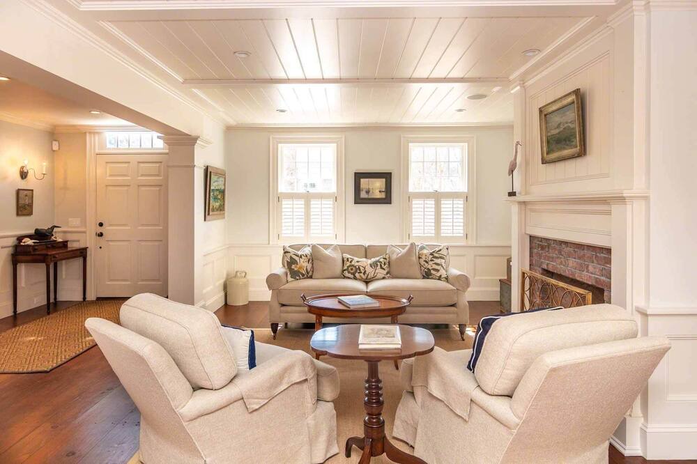Photo of Others in Edgartown
