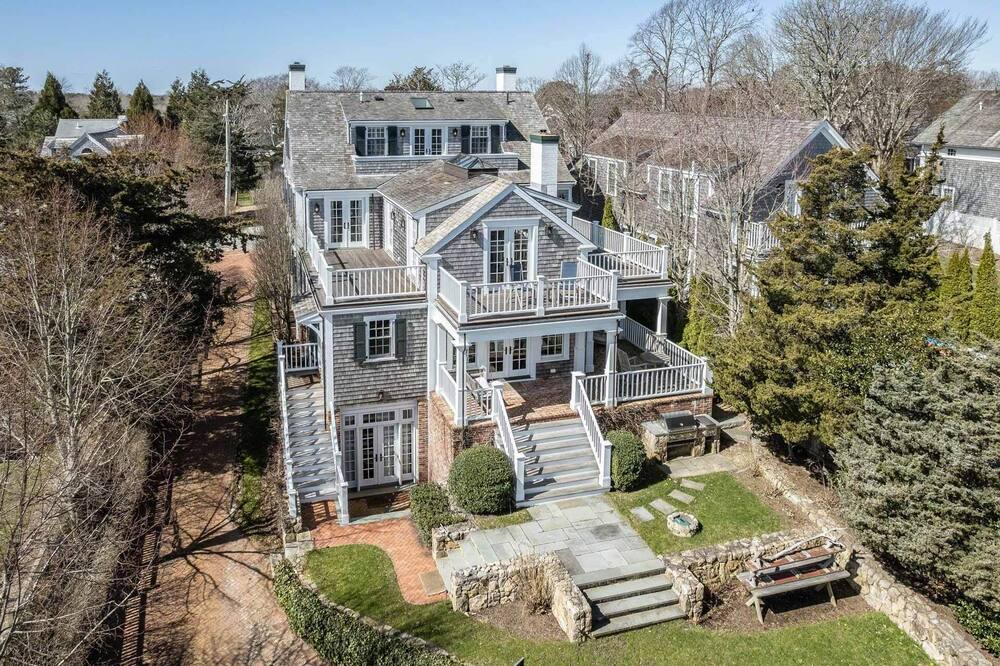 Photo of Others in Edgartown