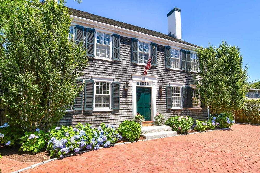 Photo of Others in Edgartown
