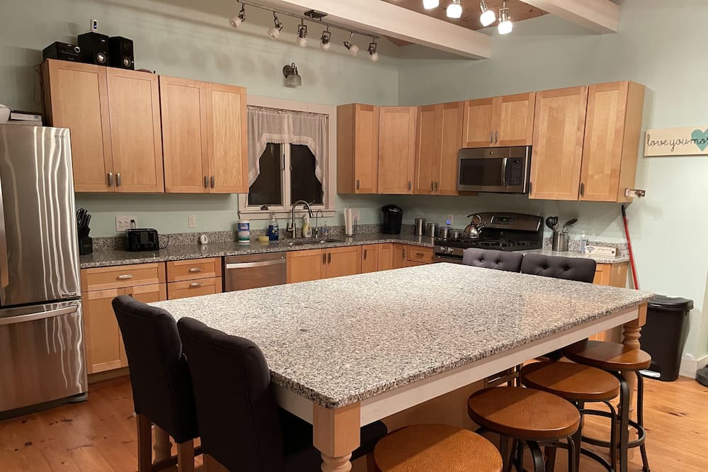 Photo of Kitchen in North Sebago