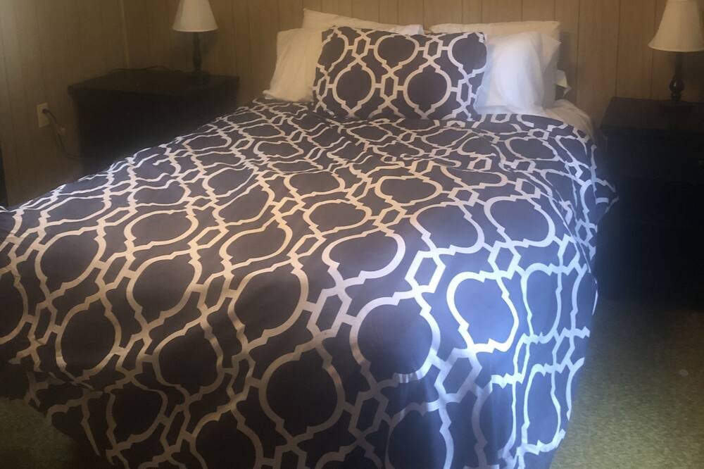 Photo of Bedroom in North Sebago