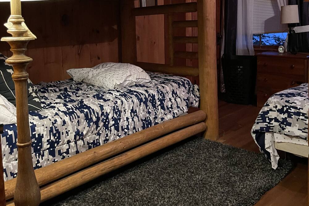 Photo of Bedroom in North Sebago
