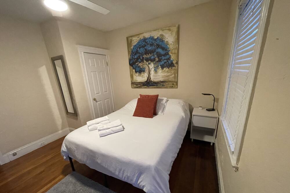 Photo of Bedroom in South Medford