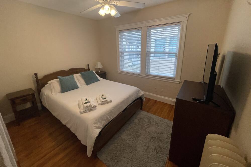 Photo of Bedroom in South Medford