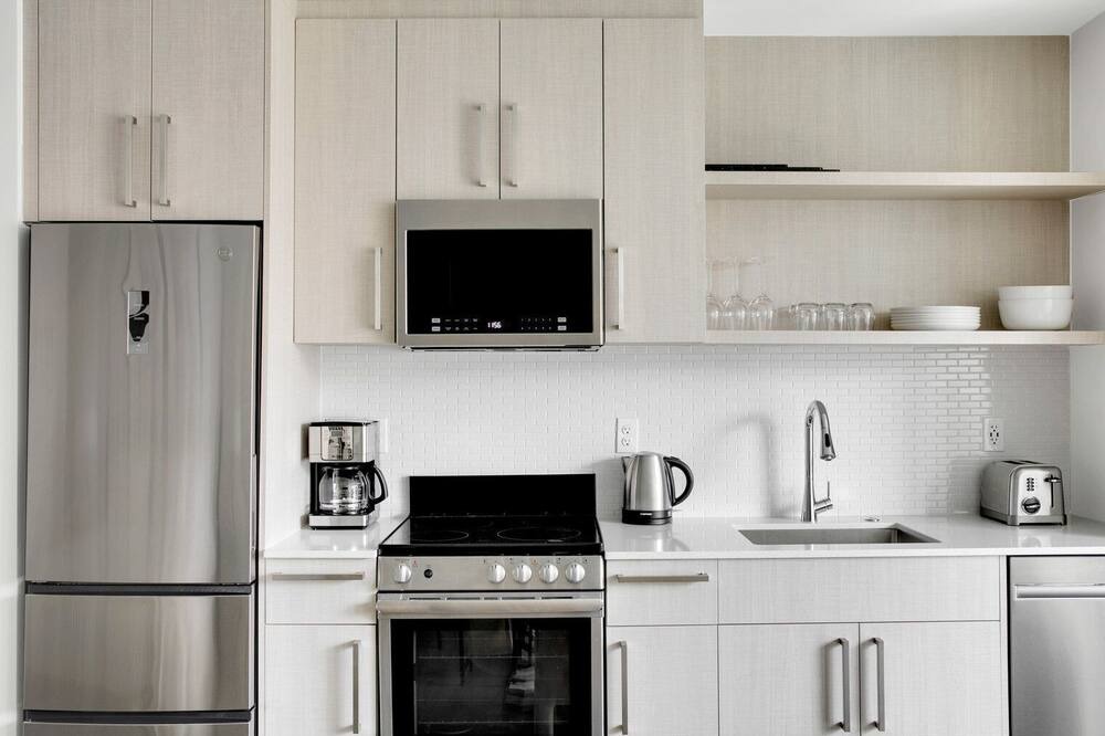 Photo of Kitchen in Forest Hills - Woodbourne