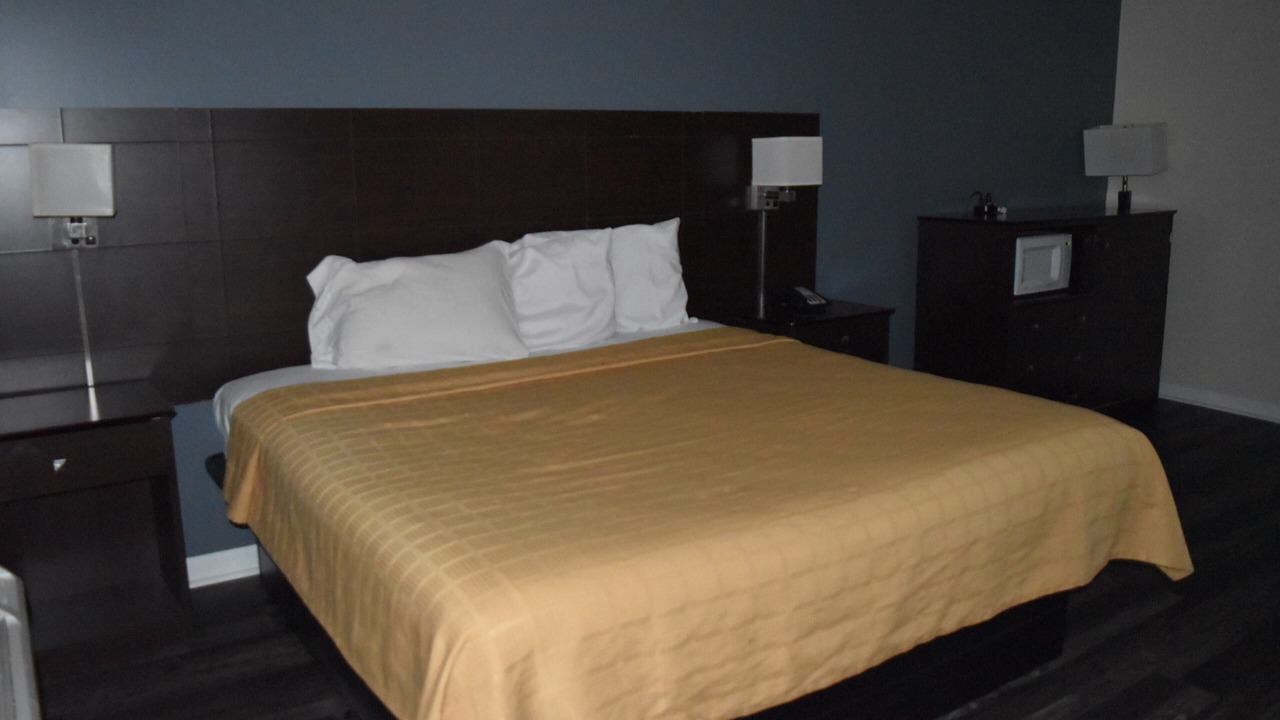 Photo of Bedroom in Terryville