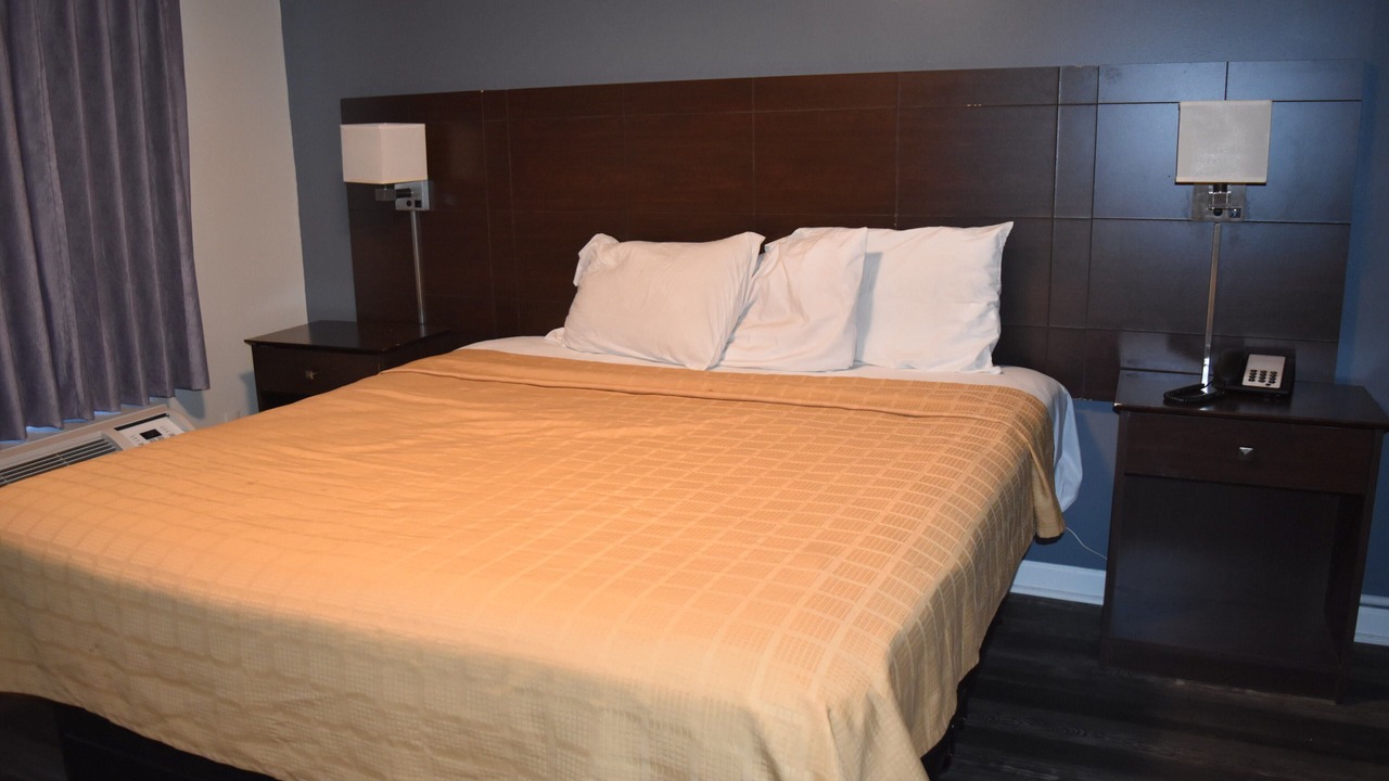 Photo of Bedroom in Terryville