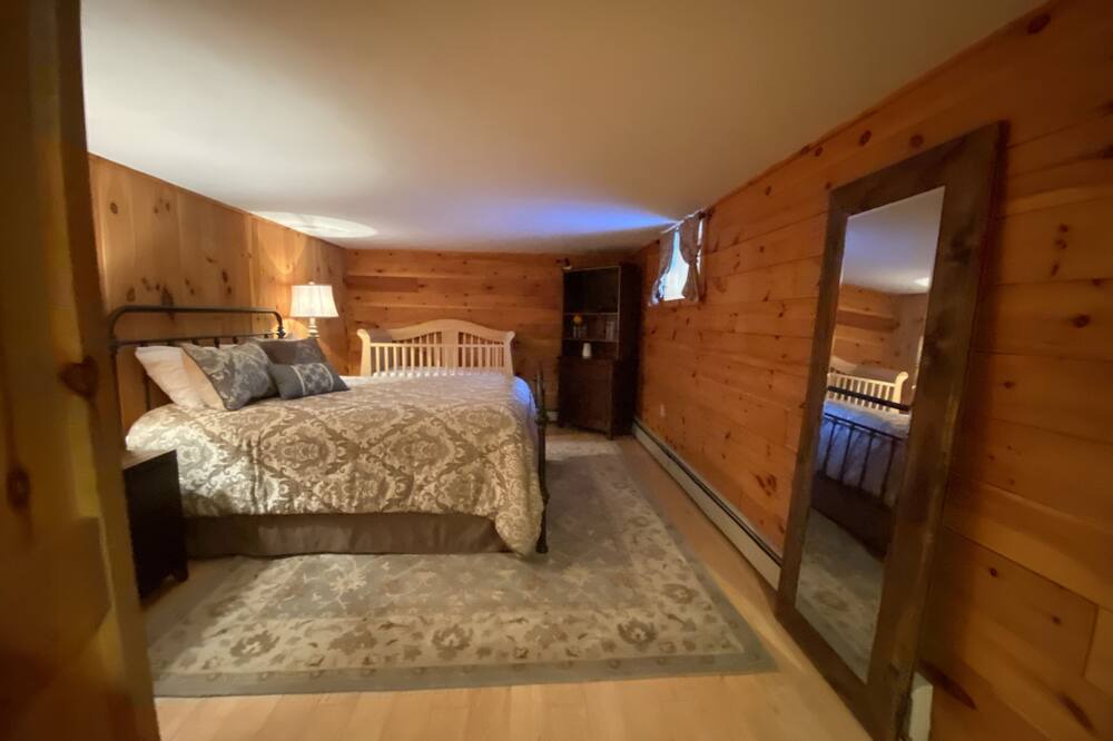 Photo of Bedroom in Bartlett
