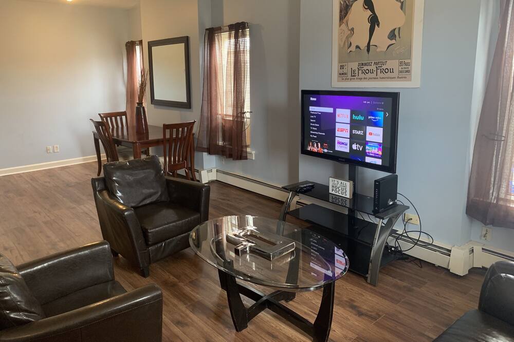 Photo of Livingroom in Hartford