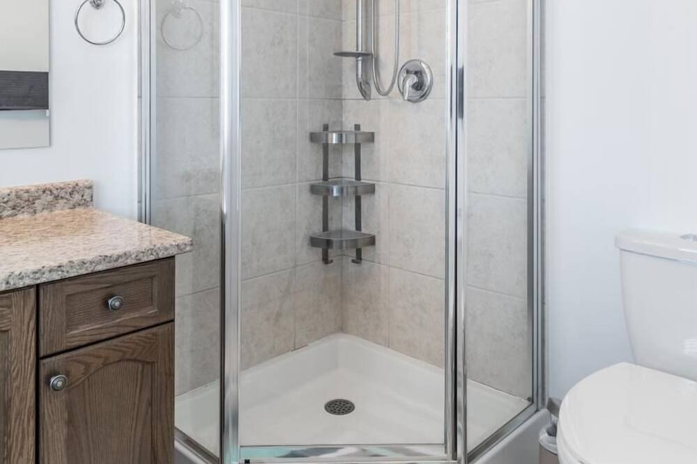Photo of Bathroom in Stoney Creek