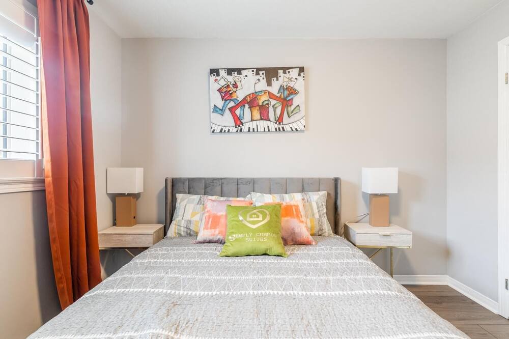 Photo of Bedroom in Stoney Creek