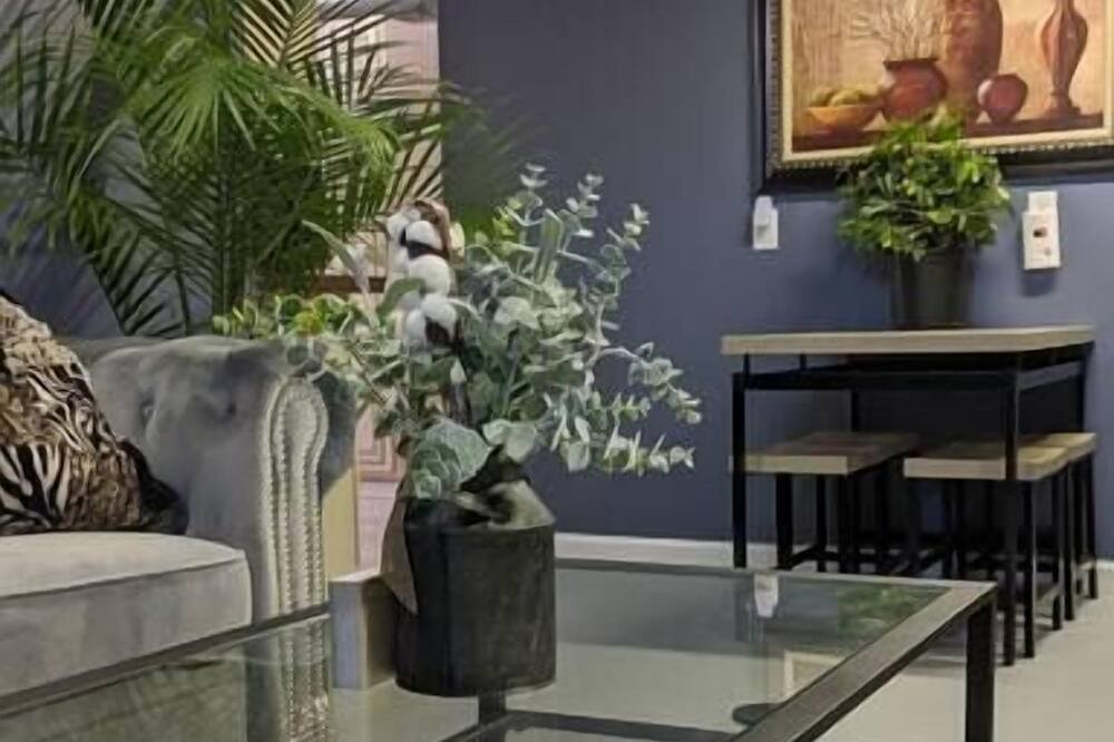 Photo of Livingroom in Holcomb