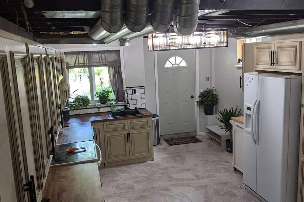 Photo of Kitchen in Holcomb