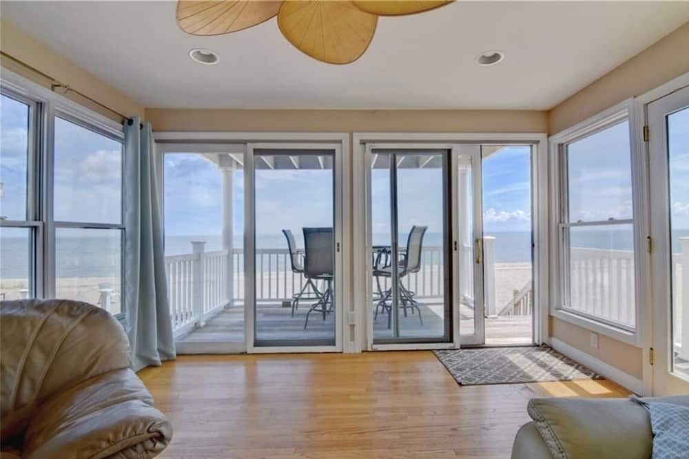 Photo of Patio Balcony in Devon