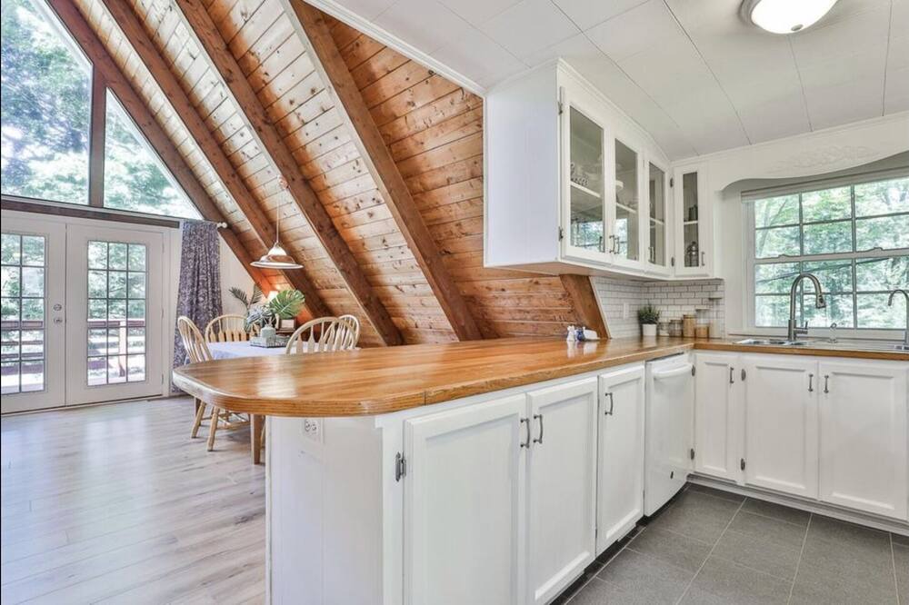 Photo of Kitchen in Locke Lake Colony
