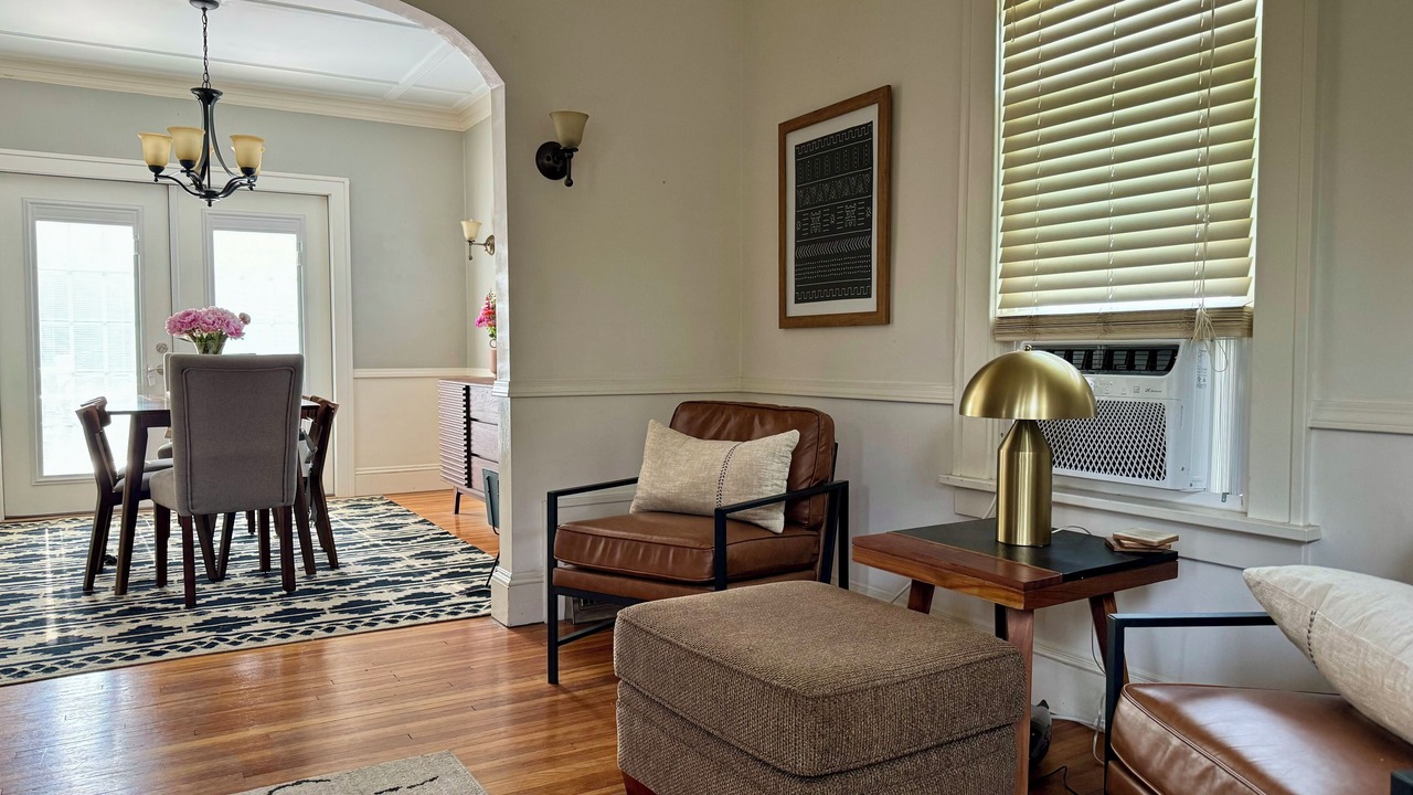 Photo of Livingroom in Auburn