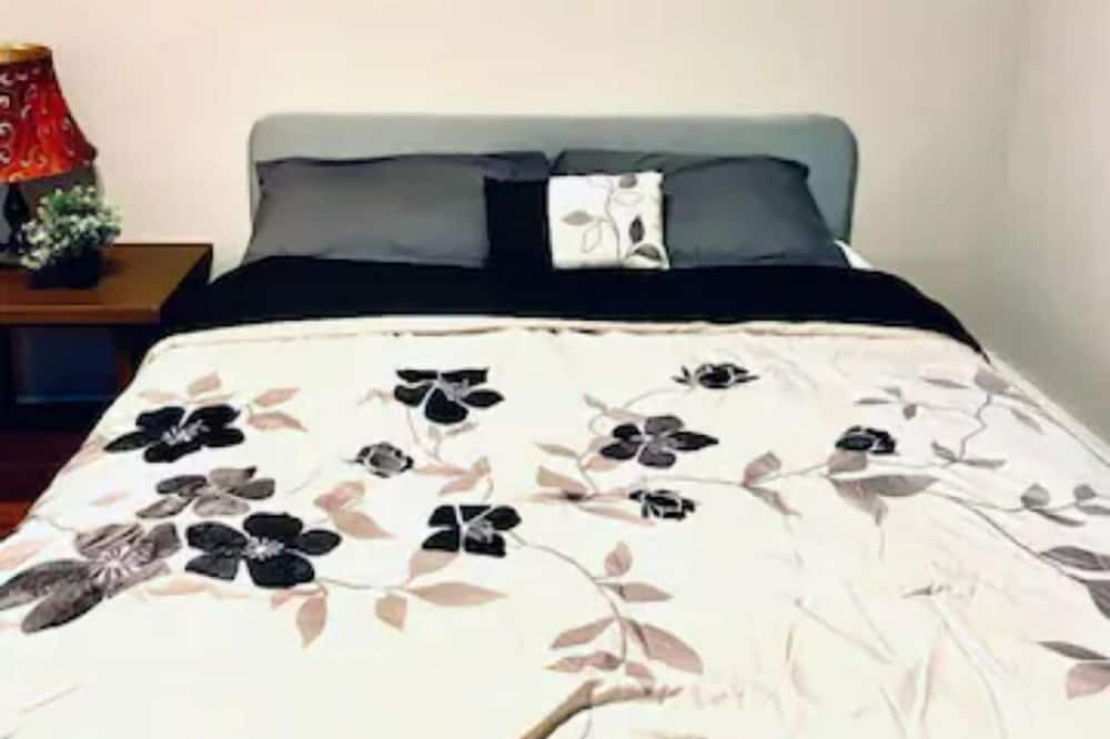 Photo of Bedroom in Hamden