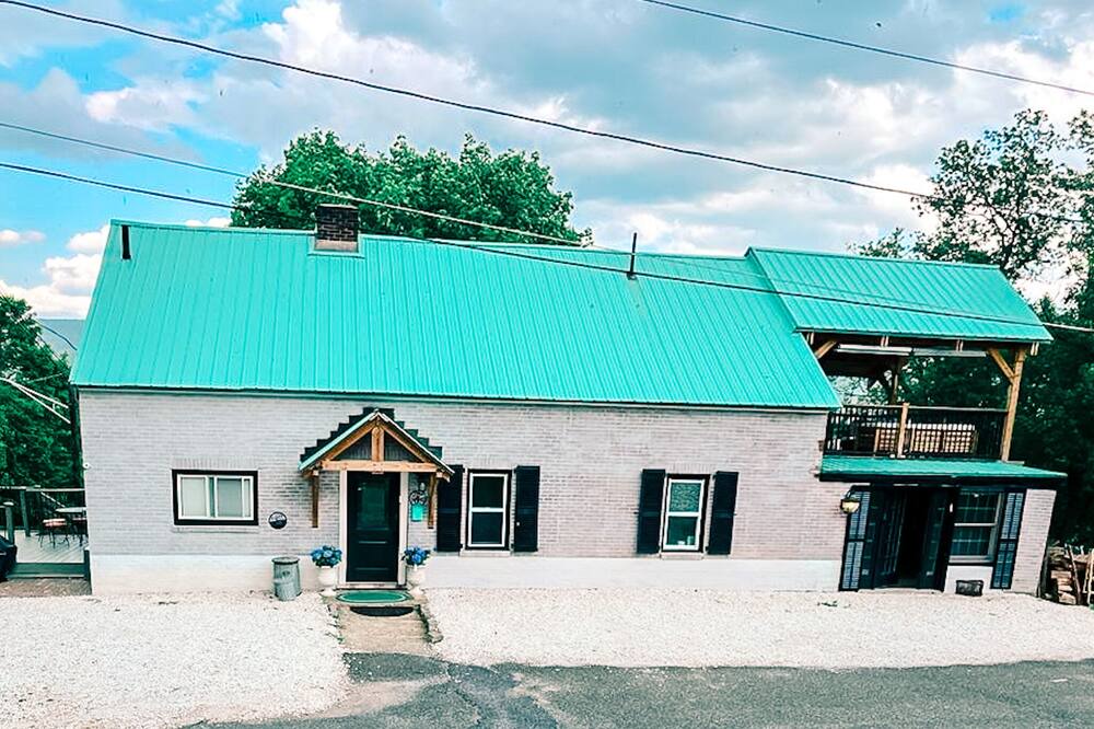 Photo of Outdoor in North Adams