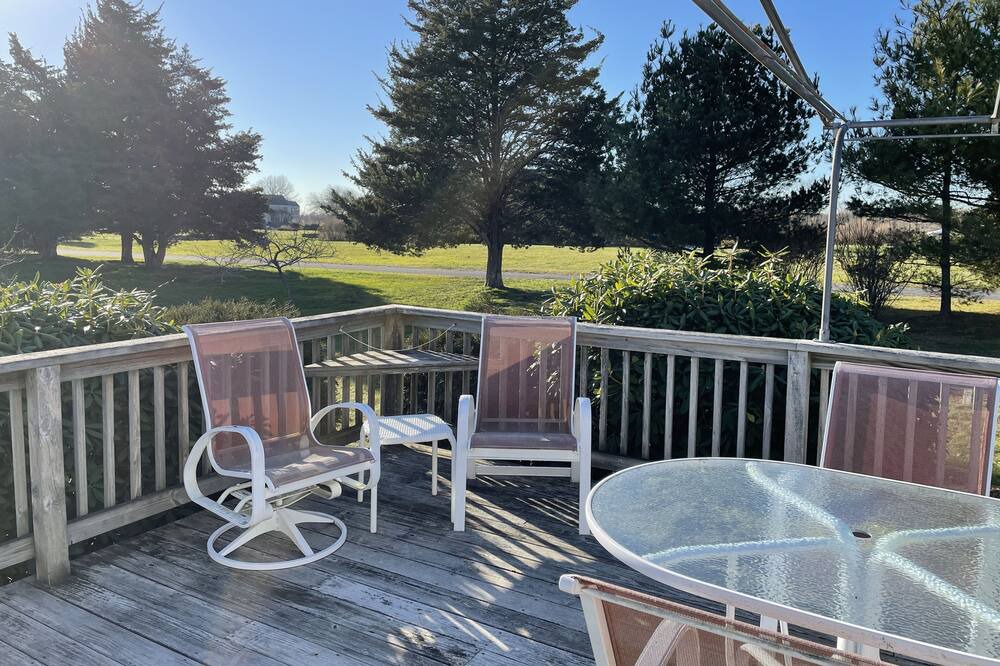 Photo of Patio Balcony in Charlestown