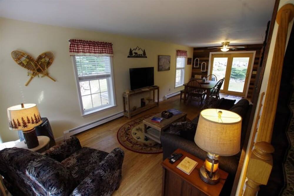 Photo of Livingroom in Newbury