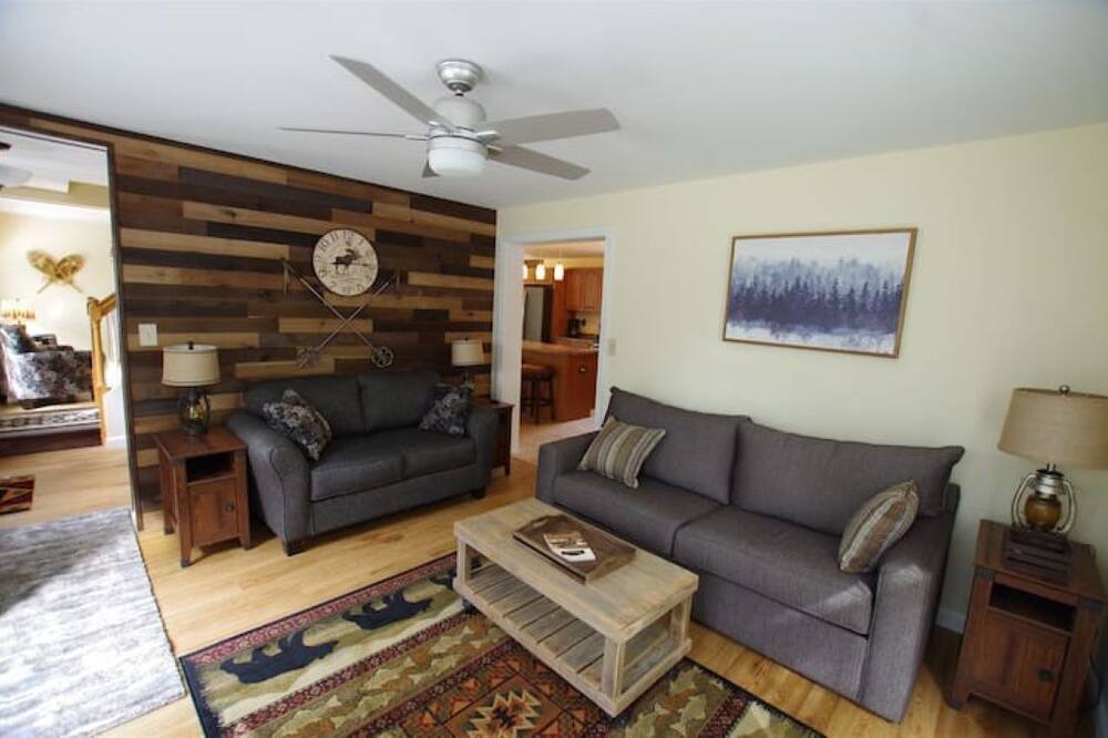 Photo of Livingroom in Newbury