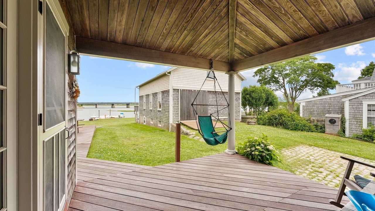 Photo of Patio Balcony in Westport Point