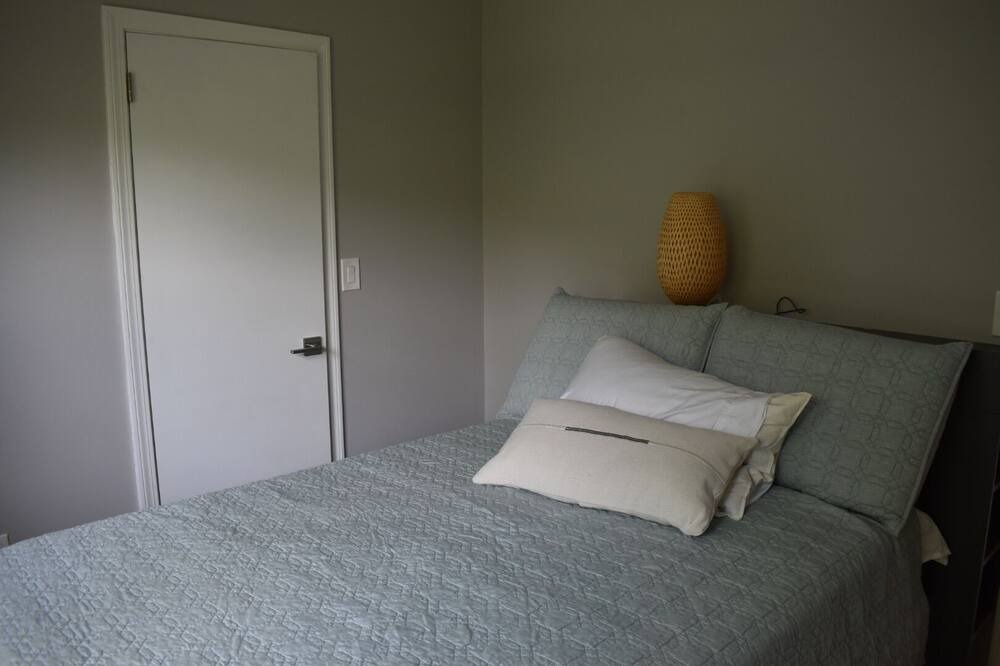 Photo of Bedroom in Little Compton