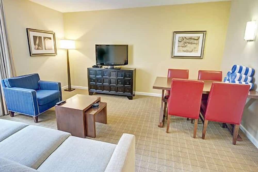 Photo of Livingroom in The Point