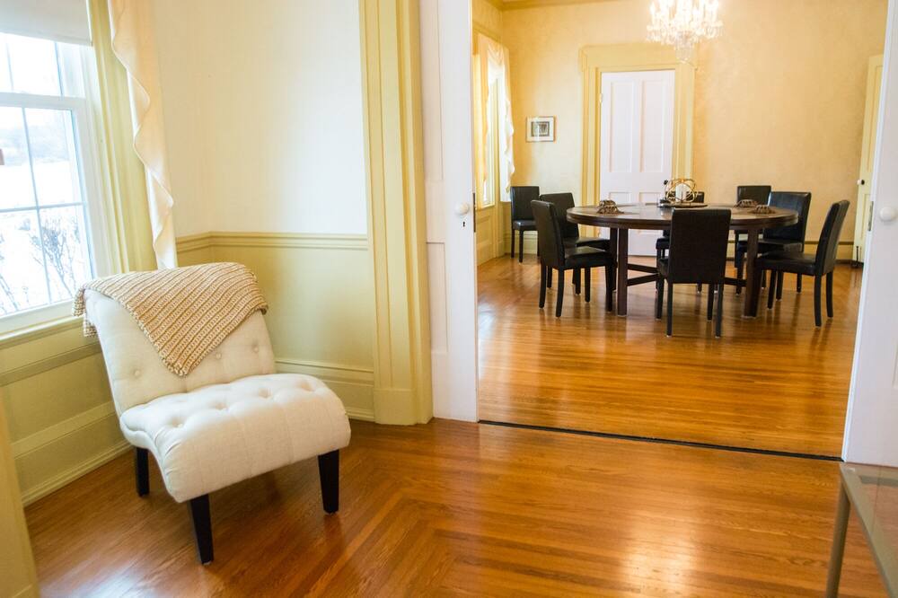 Photo of Livingroom in Trumansburg