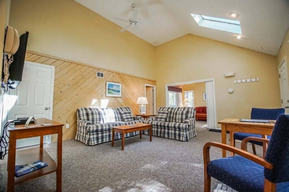 Photo of Livingroom in New Seabury