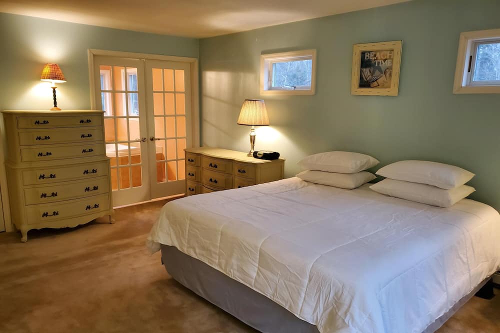 Photo of Bedroom in Brant Lake
