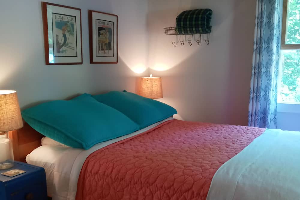 Photo of Bedroom in Forest Dale