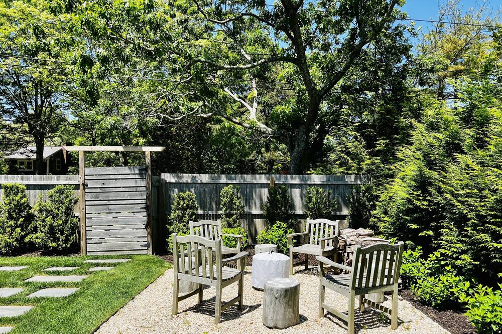 Photo of Outdoor in East Hampton North