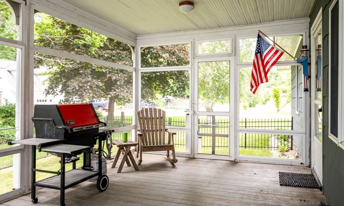 Photo of Outdoor in Melvin Village