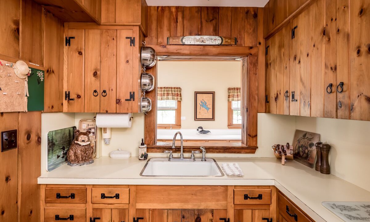 Photo of Kitchen in Melvin Village