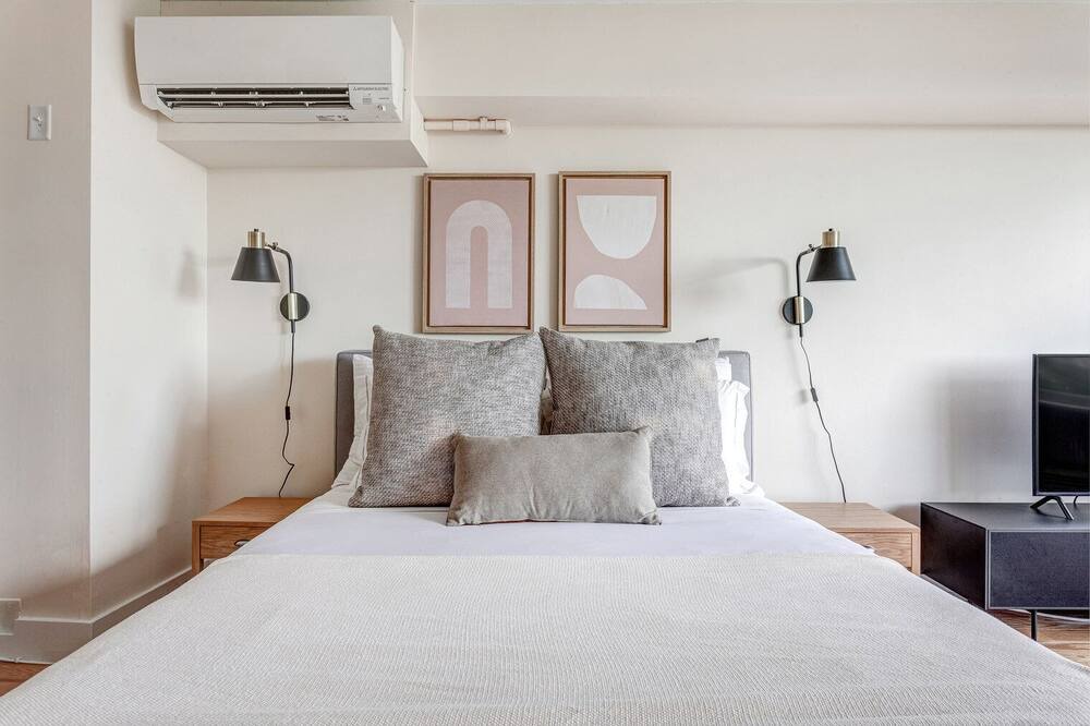 Photo of Bedroom in Corey Hill