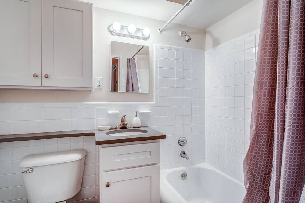 Photo of Bathroom in Corey Hill