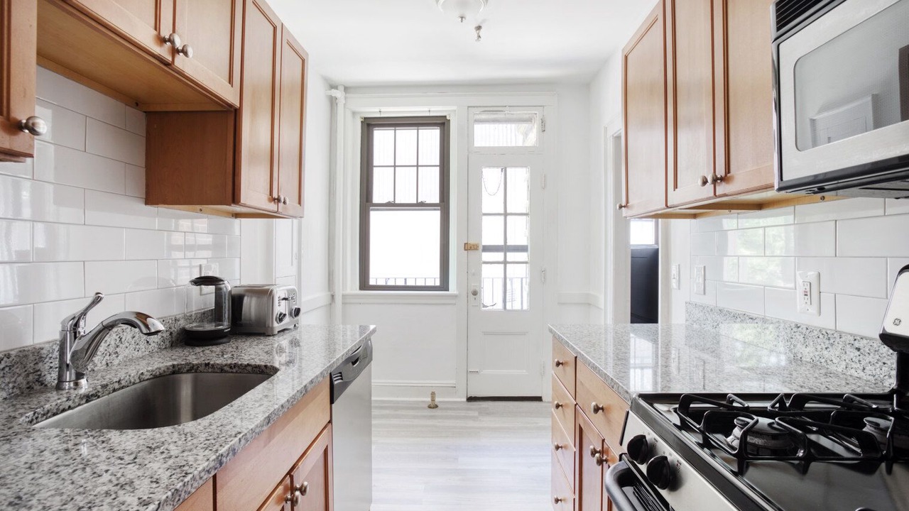 Photo of Kitchen in Cleveland Circle
