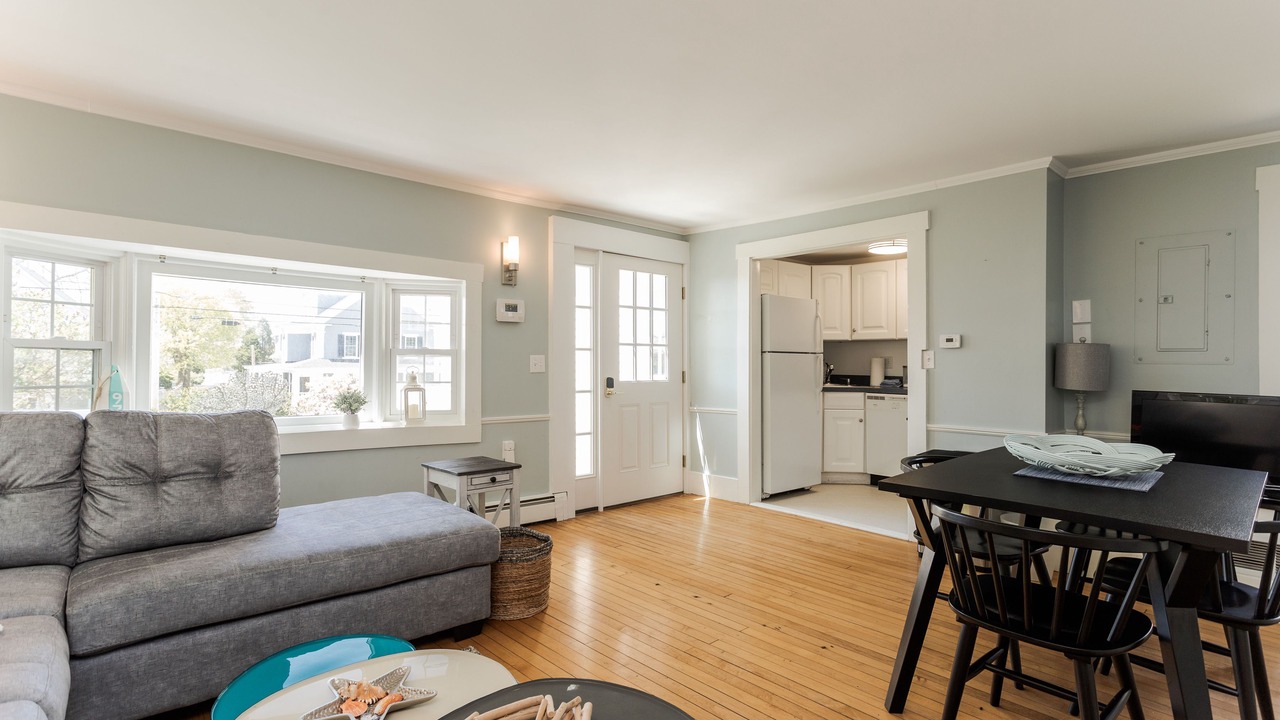 Photo of Livingroom in York Harbor