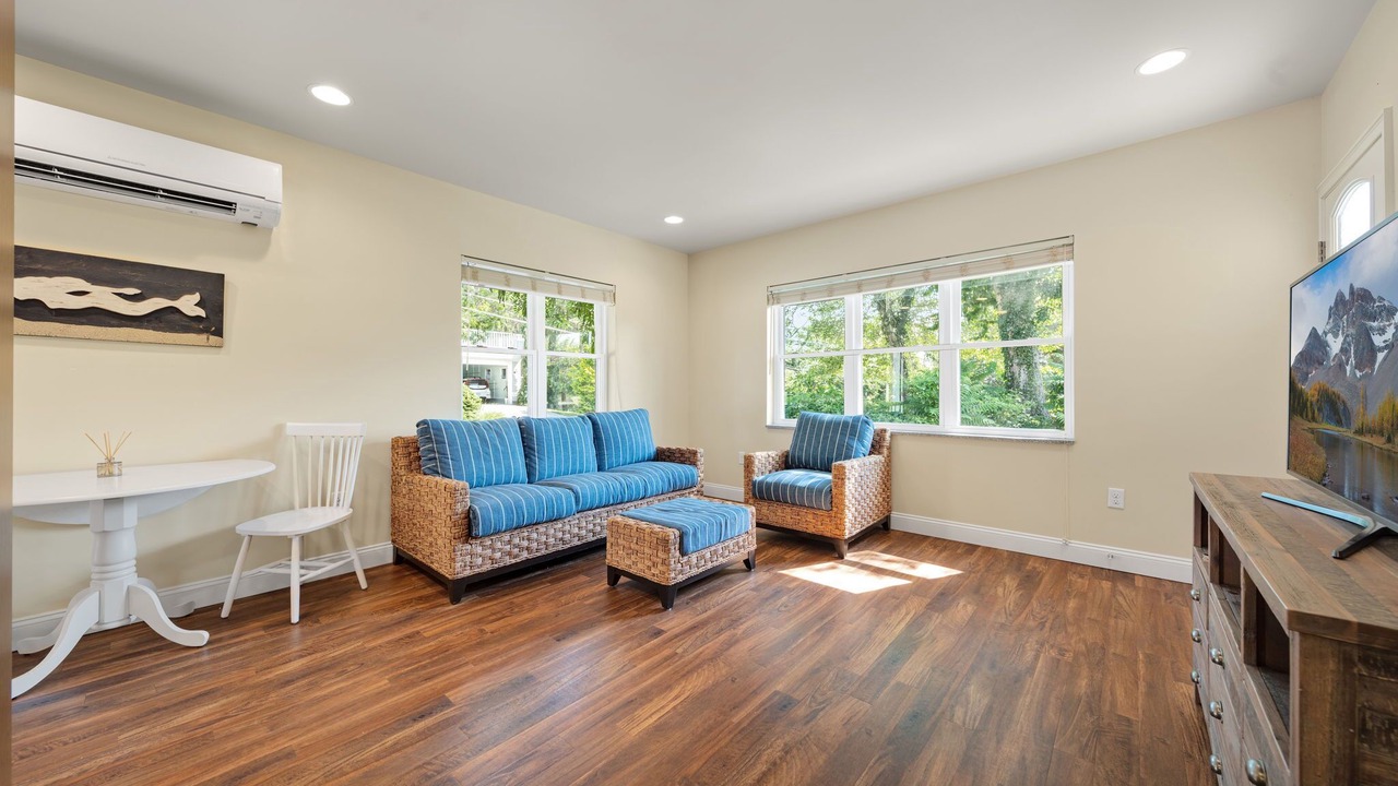 Photo of Livingroom in Bliss Corner