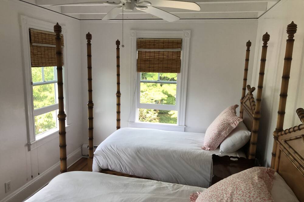 Photo of Bedroom in Watch Hill