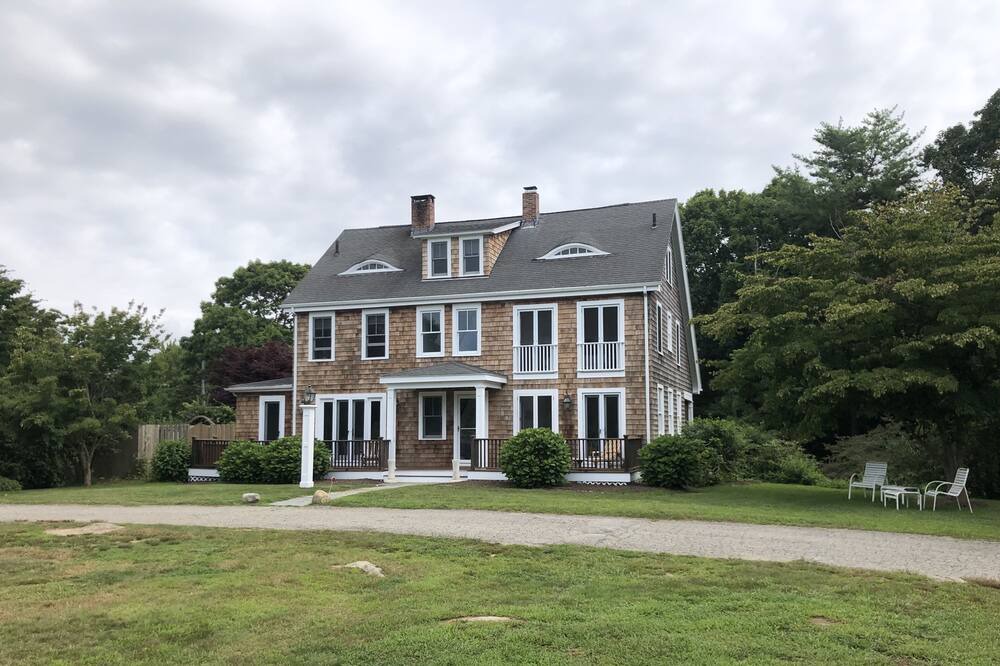 Photo of Outdoor in Watch Hill