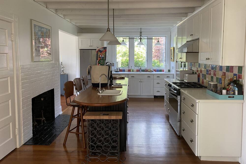 Photo of Kitchen in Watch Hill