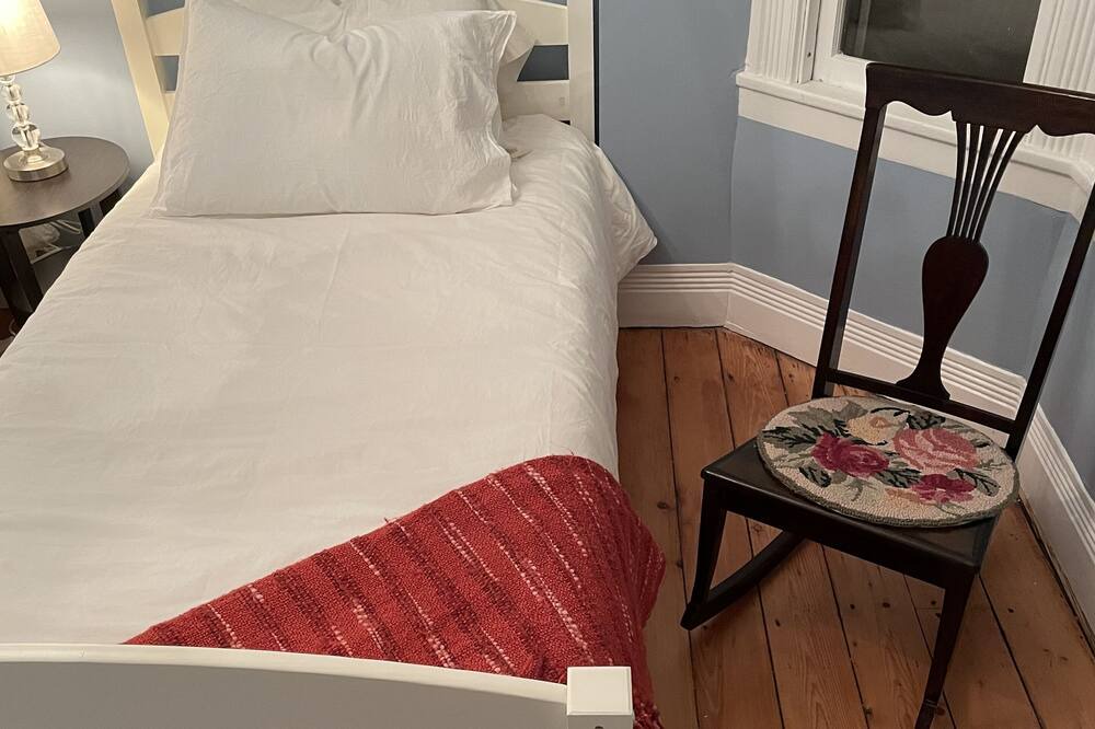 Photo of Bedroom in Claverack-Red Mills