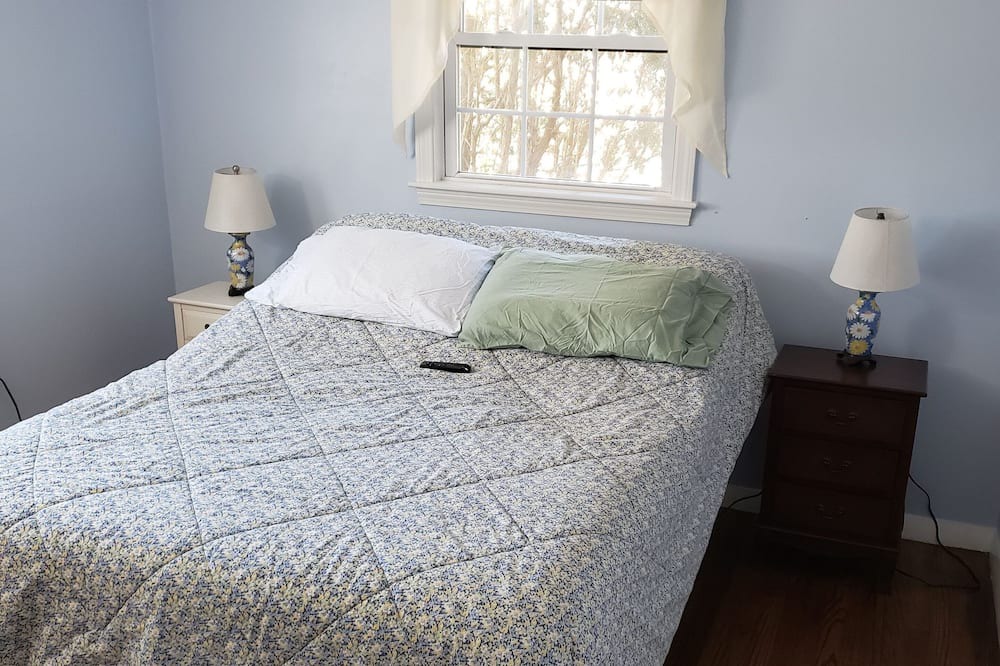 Photo of Bedroom in East Falmouth