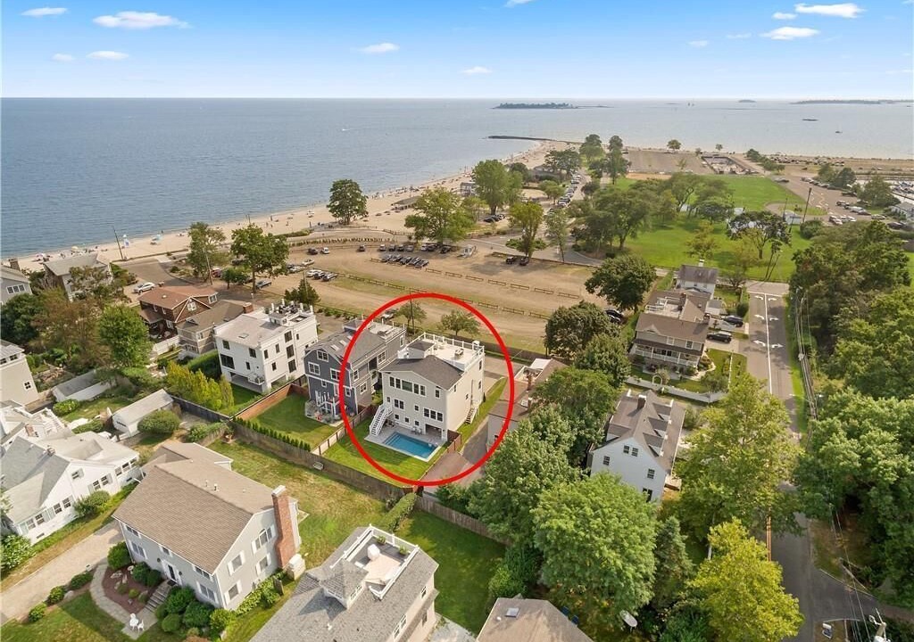 Photo of Outdoor in Westport