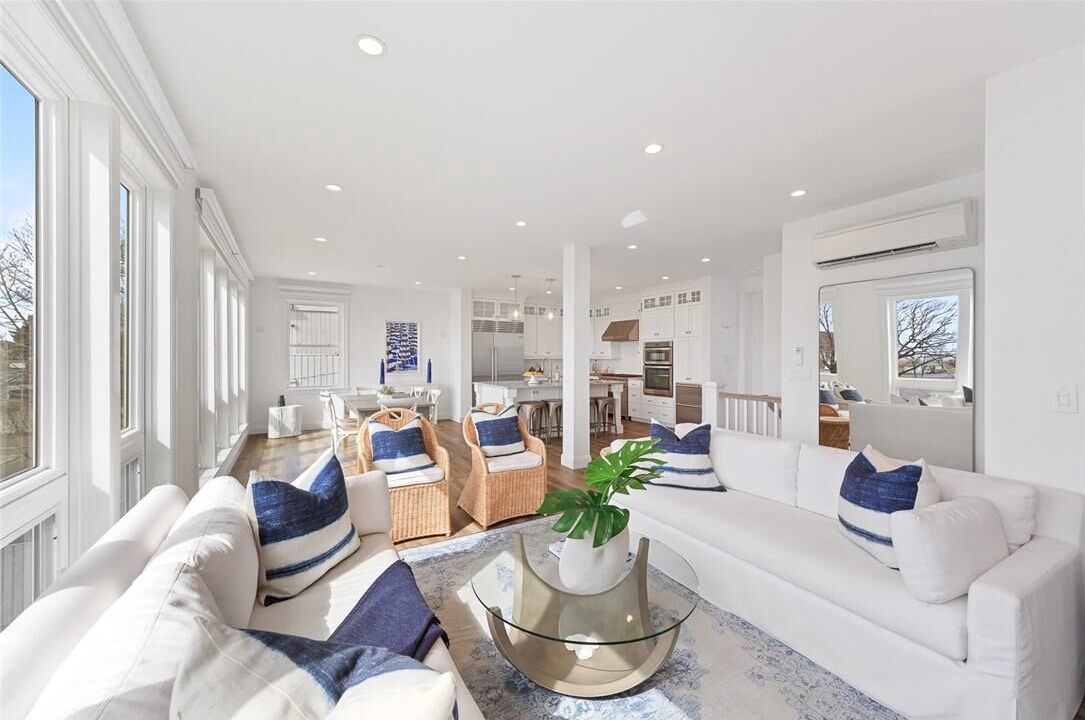 Photo of Livingroom in Westport