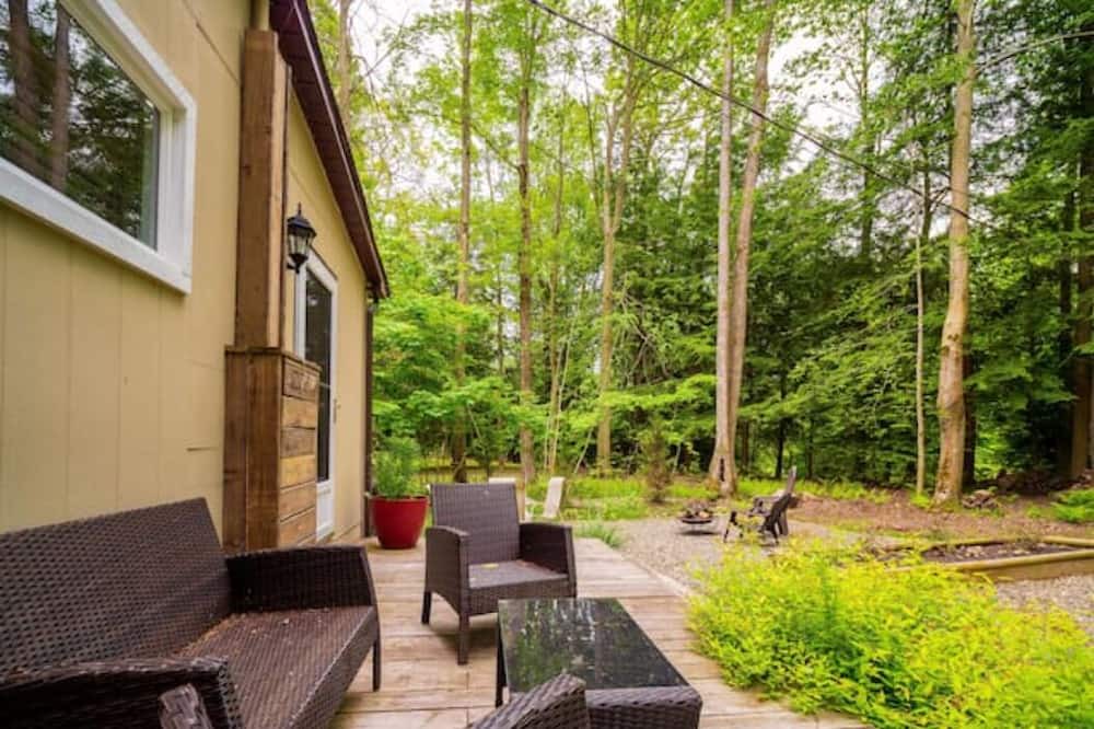 Photo of Patio Balcony in Findley Lake