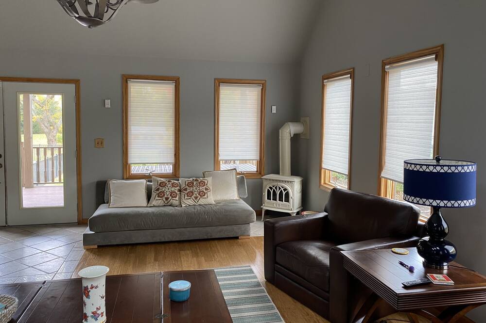 Photo of Livingroom in Belmar